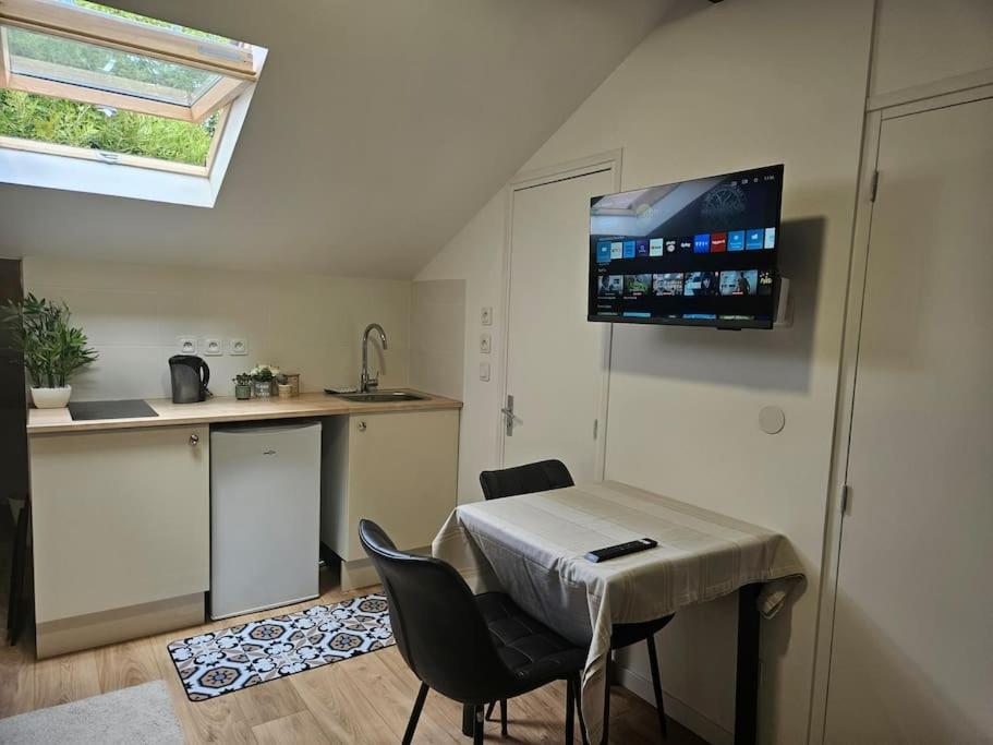 Proximite Gare Ligne H Appartement *