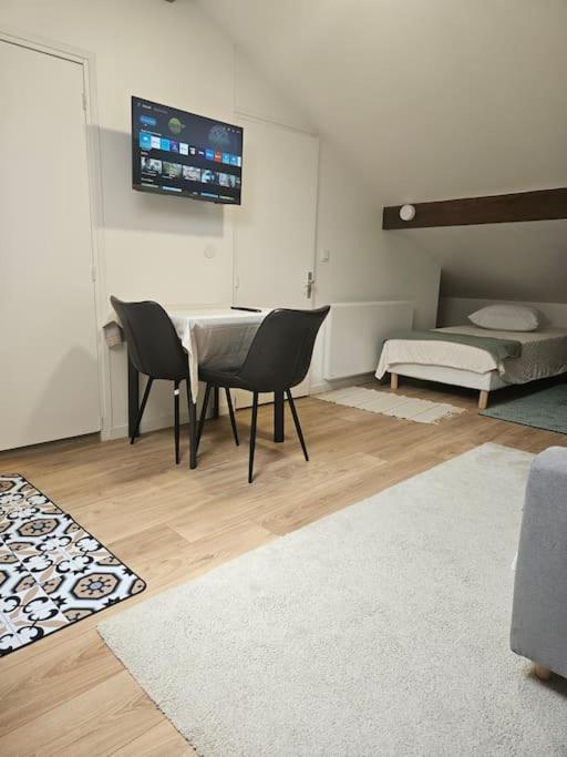 Appartement Proximite Gare Ligne H